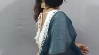 Aleena Kween aka Zugerlips Stripping Her Saree Nude Dancing and Moving Her Body