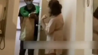Horny Desi Babe Seduced The Delivery Guy For A Wild Fuck Sex Video