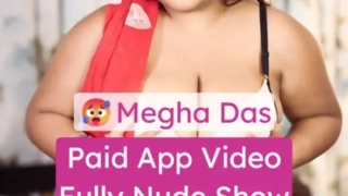 Megha Das XXX Video Nude Show Teasing Her Massive Boobs and Ass