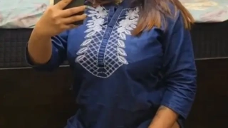 stellaperks melts ice on her big boobs and wet pussy until she shivers